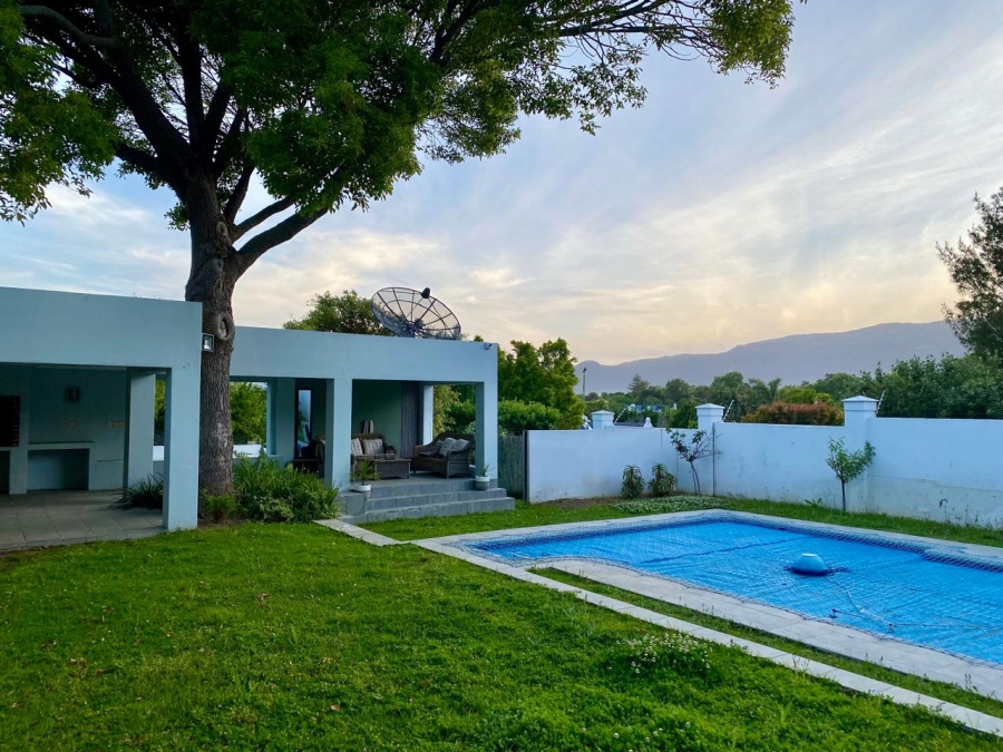 5 Bedroom Property for Sale in Constantia Western Cape